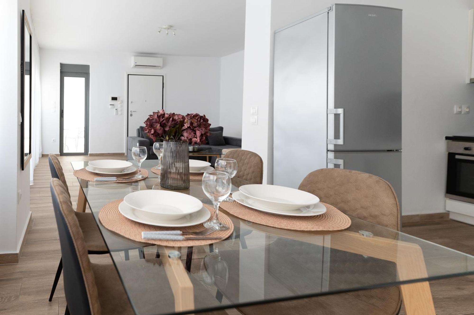 אתונה Stylish Spacious Apartment In Palaio Faliro מראה חיצוני תמונה