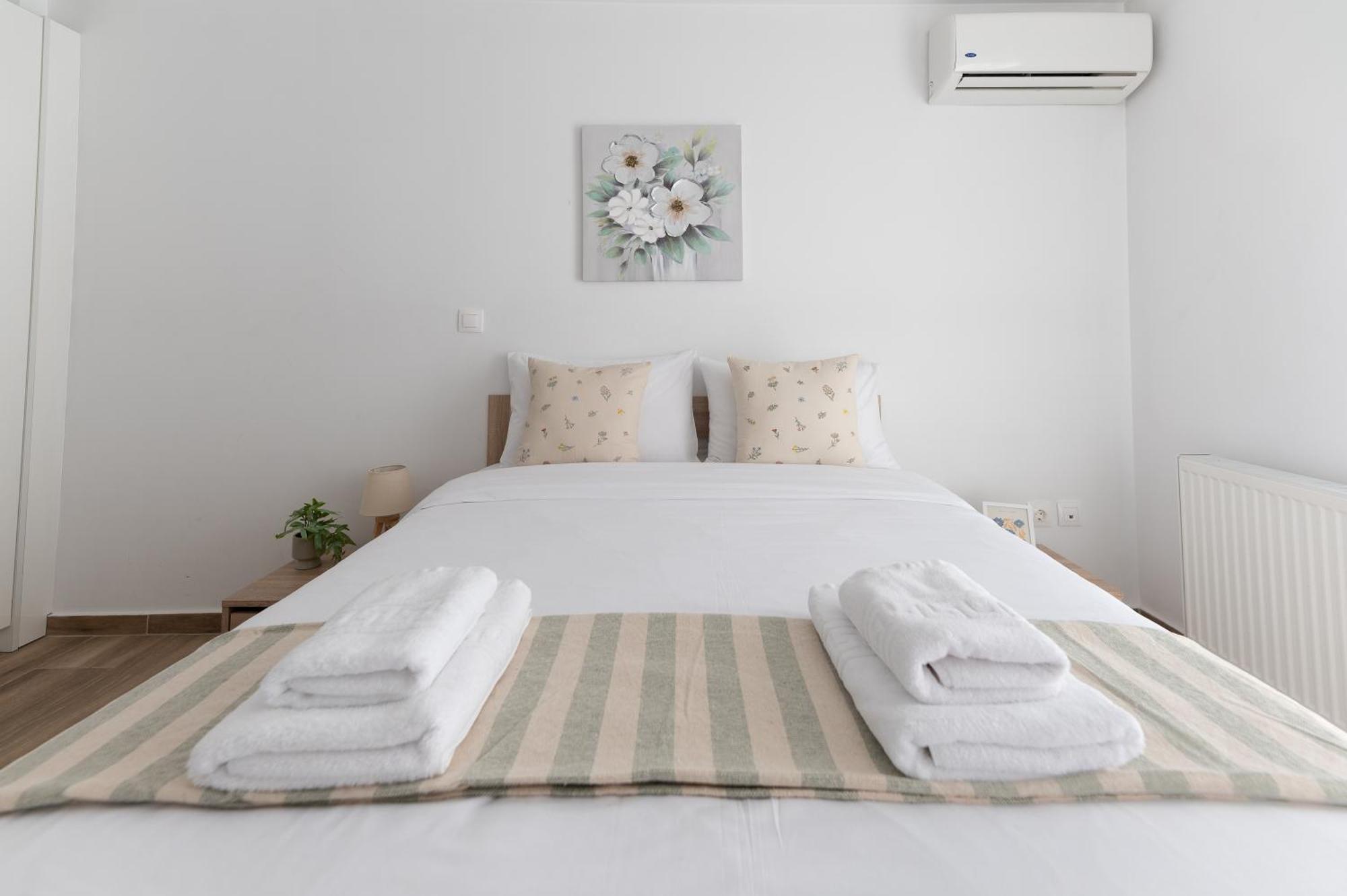 אתונה Stylish Spacious Apartment In Palaio Faliro מראה חיצוני תמונה